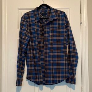 Prana men’s large slim long sleeve button up shirt.